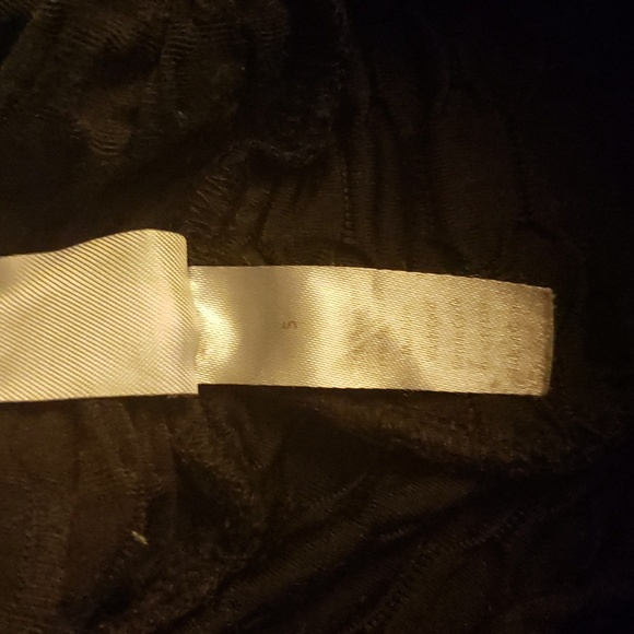 Slide Ruched workout shorts - Picture 4 of 4